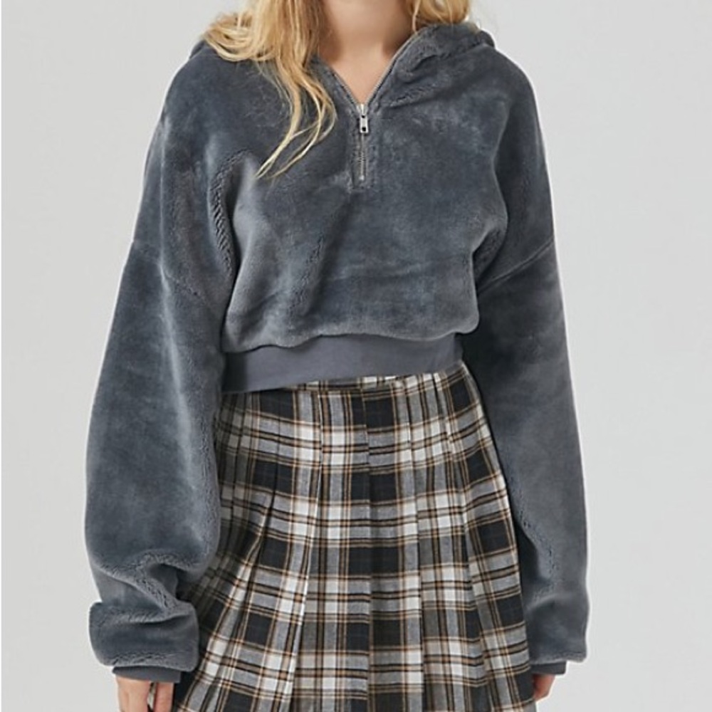 UO Bliss Fuzzy Fleece Hoodie Sweatshirt Size Small